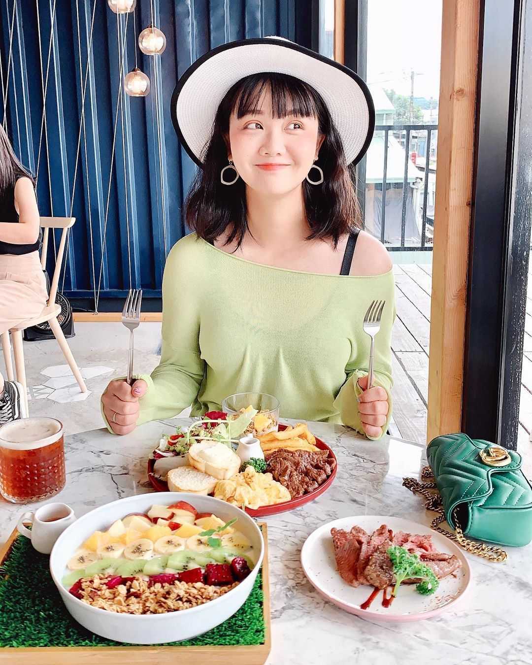 埔里早午餐 埔里早午餐【肆盒院】隱藏在埔里的網美貨櫃屋餐廳,好吃又好拍CP值超高! 6 2026