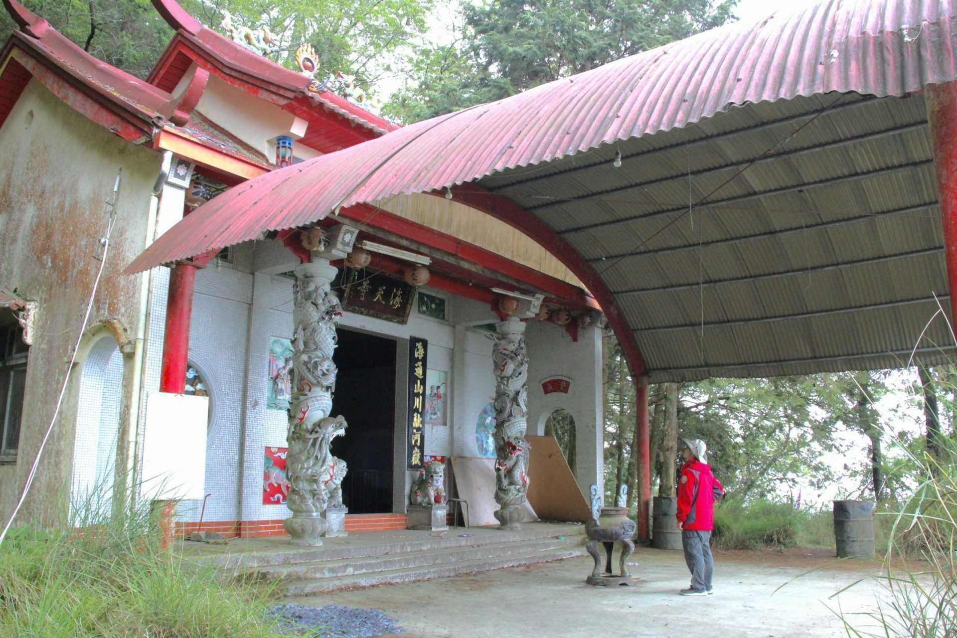 南投信義鄉 台灣最高寺廟《海天寺》