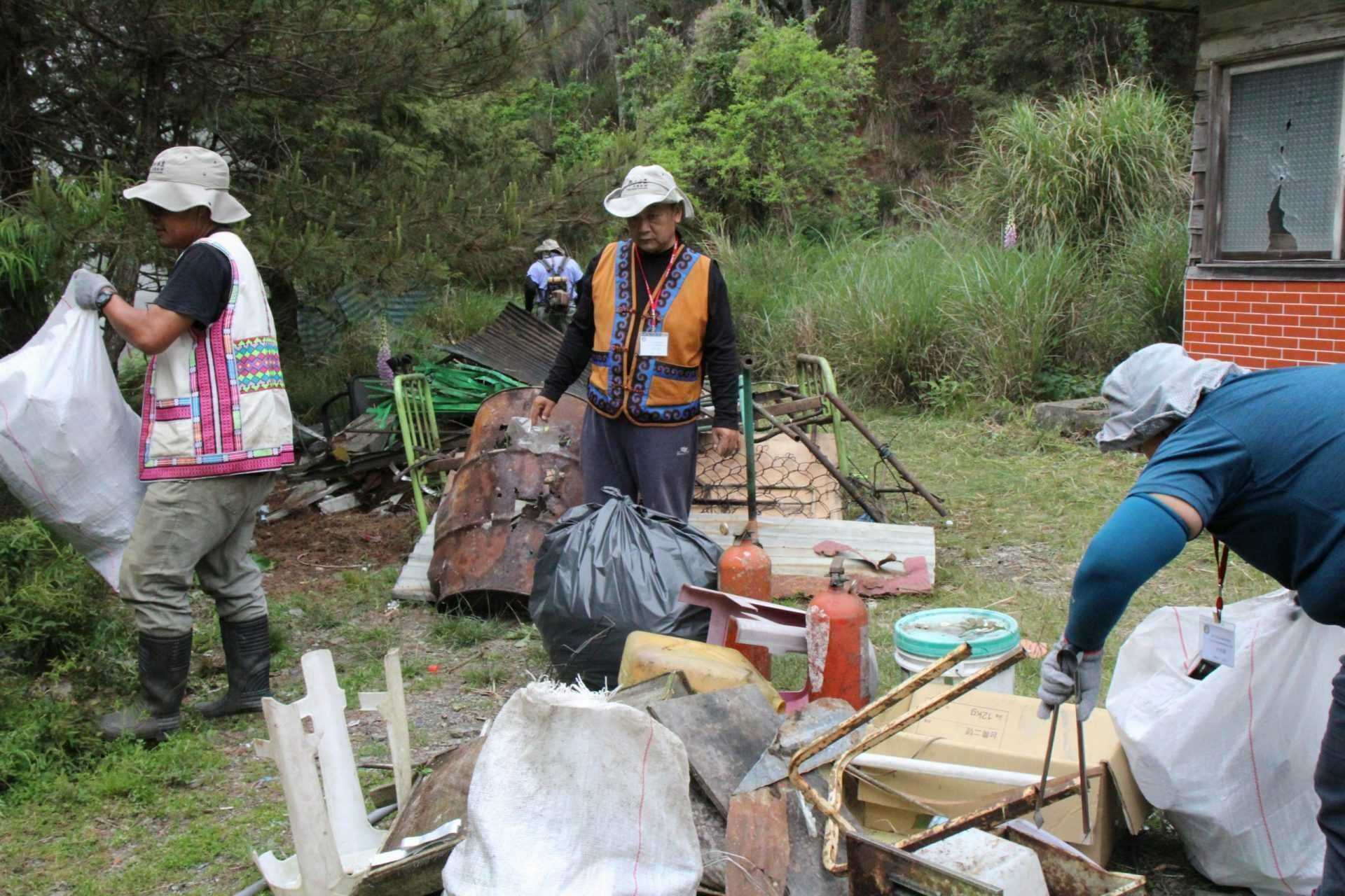 丹大林道 丹大林道 ｜丹大無痕山林淨山活動遊 七彩湖賞日出 6 2026