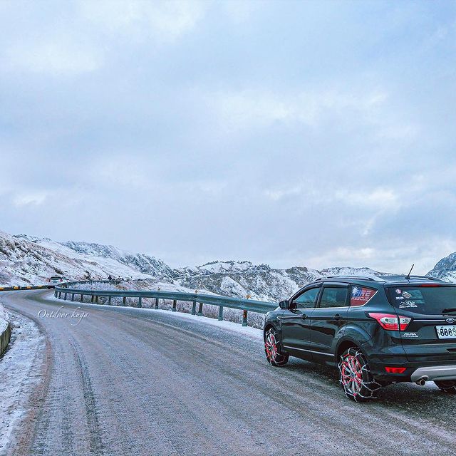 中橫公路下雪