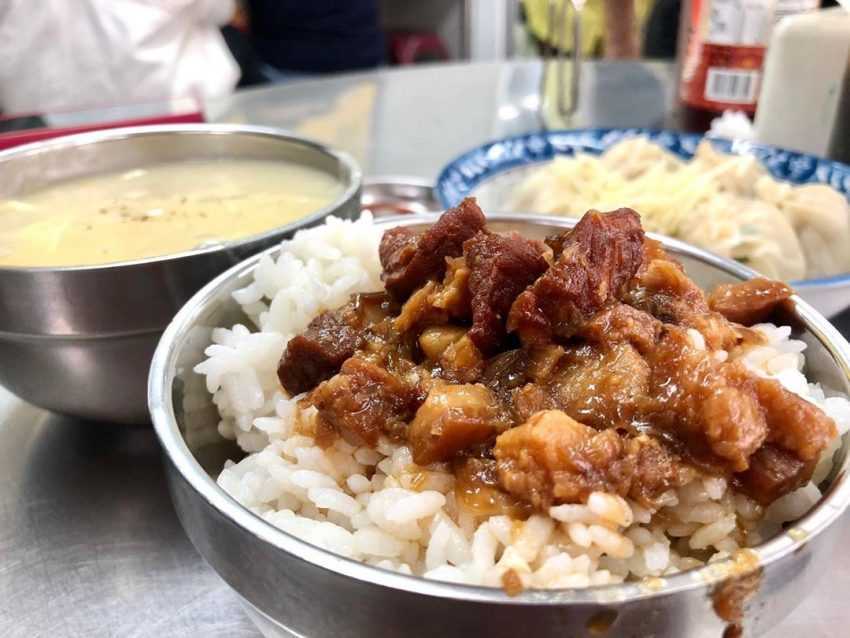 【彰化美食推薦】必吃肉圓、爌肉飯、特色小吃、早午餐、甜點、蔬食吃不完！