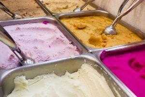 金山老街人氣冰品 ｜冰芝林｜清涼五十餘年的台式冰淇淋