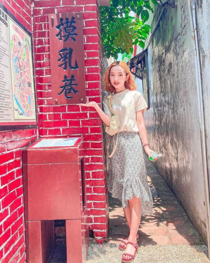 鹿港桂花巷藝術村｜舊魚寮變身日式彩繪藝術村，日式燈籠點亮鹿港小鎮