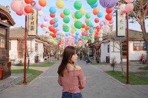 鹿港桂花巷藝術村｜舊魚寮變身日式彩繪藝術村，日式燈籠點亮鹿港小鎮