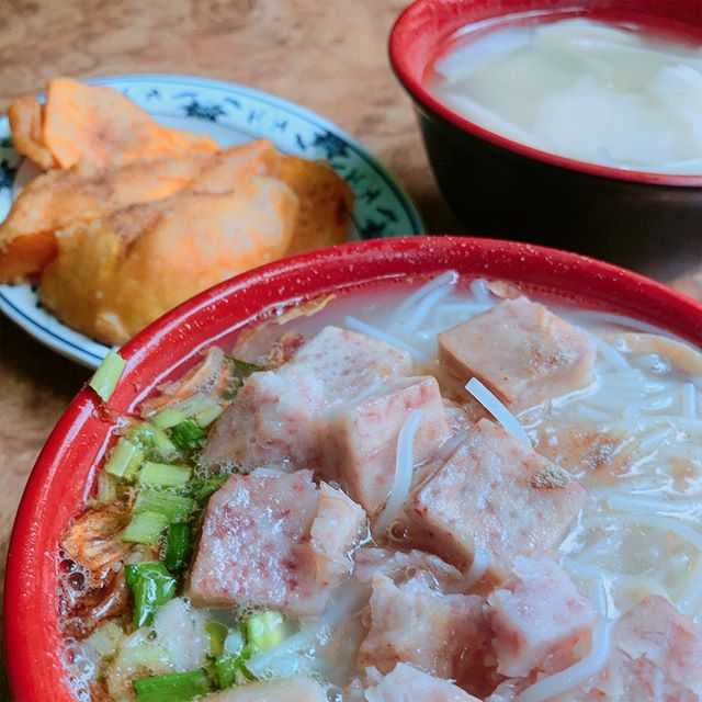 陽明山美食餐廳 台北必吃推薦8間陽明山美食餐廳！陽明山人氣小吃、中式合菜、在地人推薦隱藏版景觀餐廳 1 2026