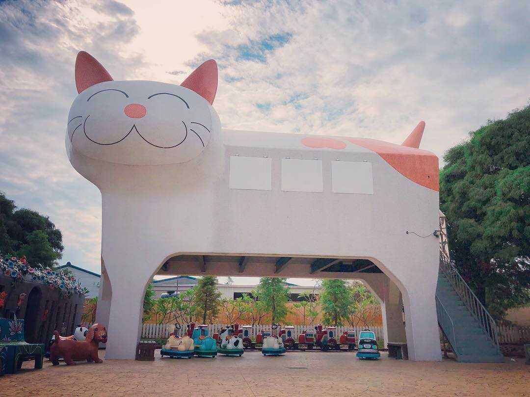 嘉義親子景點必去清單|超適合遛小孩的玩樂好去處,故宮南院溜滑梯、咩咩上樹療癒動物、三隻小豬觀光農場 嘉義親子景點必去清單|超適合遛小孩的玩樂好去處,故宮南院溜滑梯、咩咩上樹療癒動物、三隻小豬觀光農場