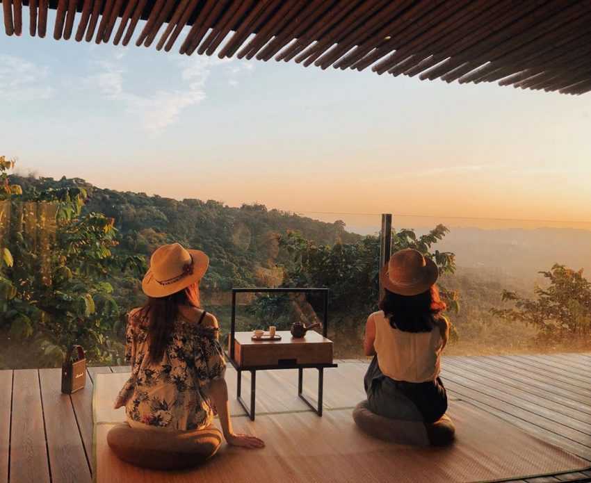 仙湖農場 台南最美住宿【東山仙湖農場】隱居山林的無邊際泳池、180度迎山日式房型，來美麗農莊泡杯茶吧！ 4 2026