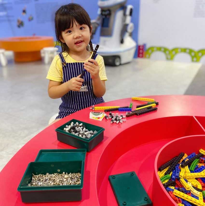 祥儀機器人夢工廠