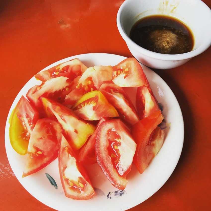 旗津老街必吃美食 蕃茄切盤 旗津老街必吃美食 蕃茄切盤 旗津番茄盤 旗津餐廳