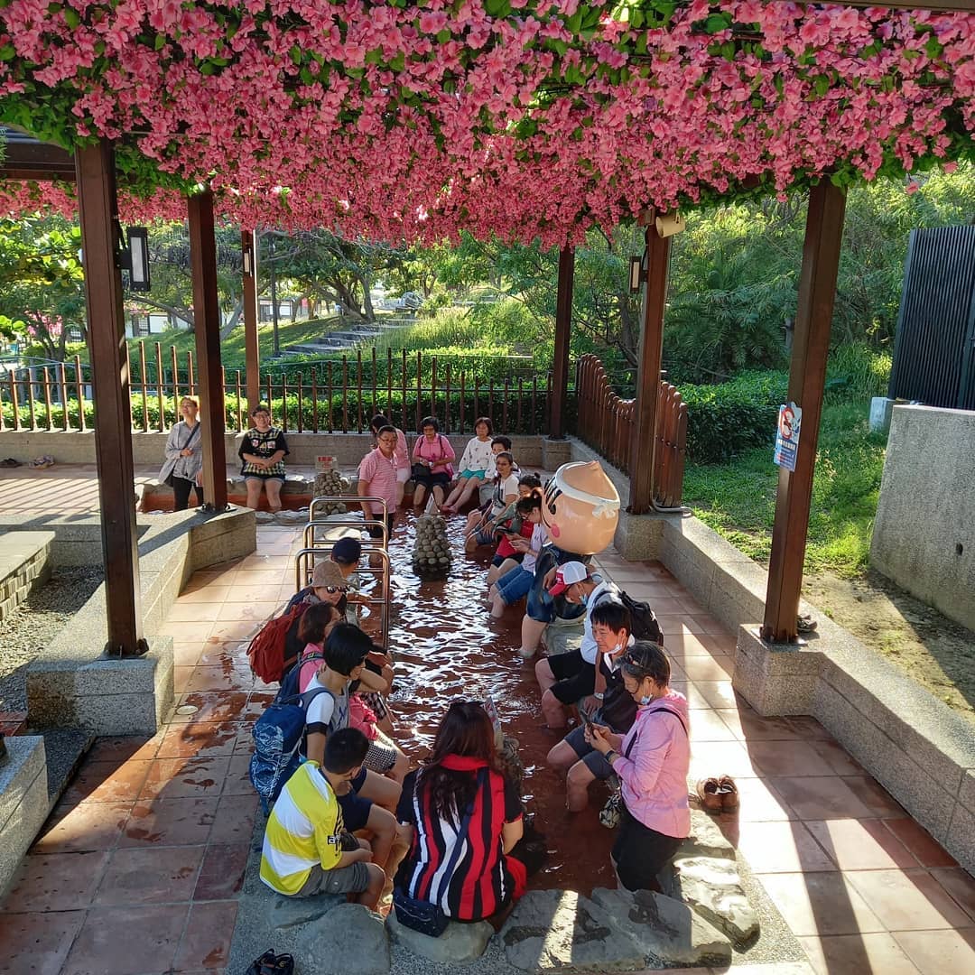 【四重溪溫泉季】屏東四重溪溫泉季攻略！溫泉飯店推薦/賞燈攻略/交通接駁總整理