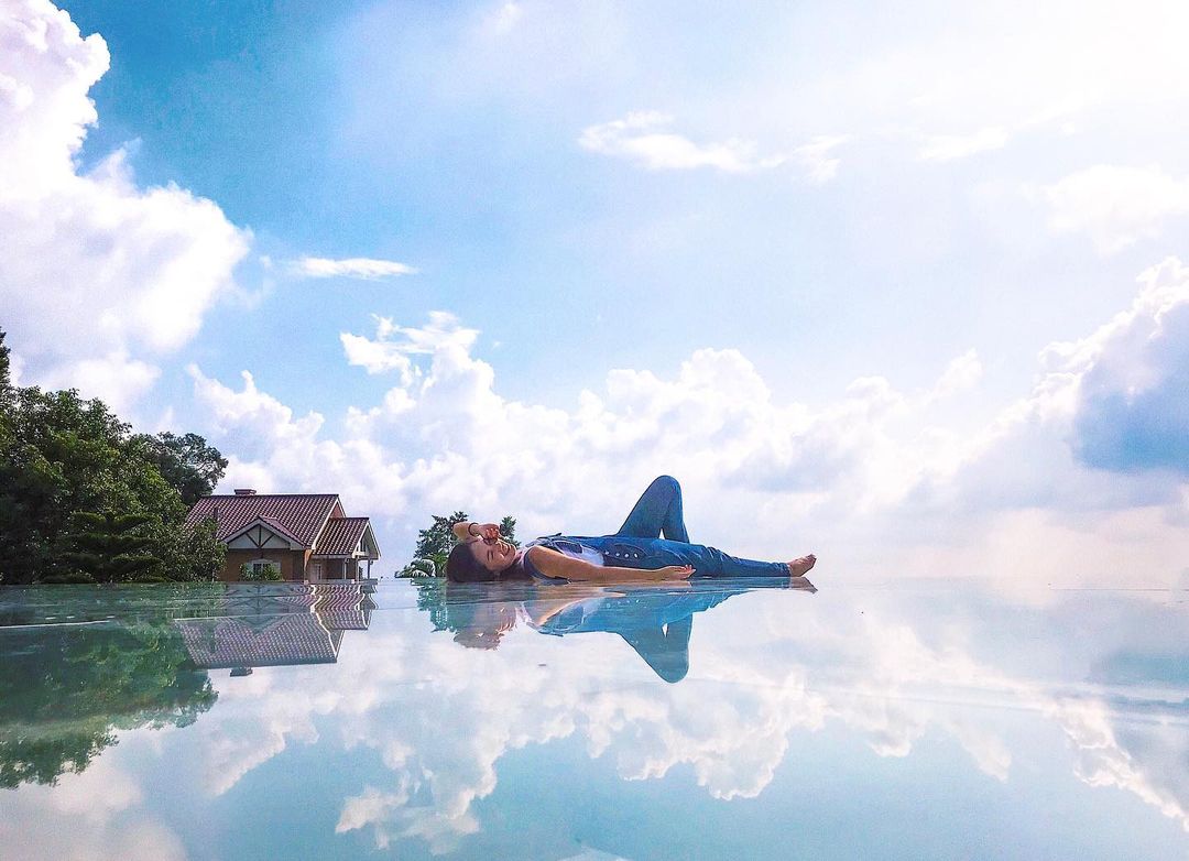 「 藏寶莊園 」有絕美的天空之鏡吸引了大家的目光 藏寶莊園 天空之鏡