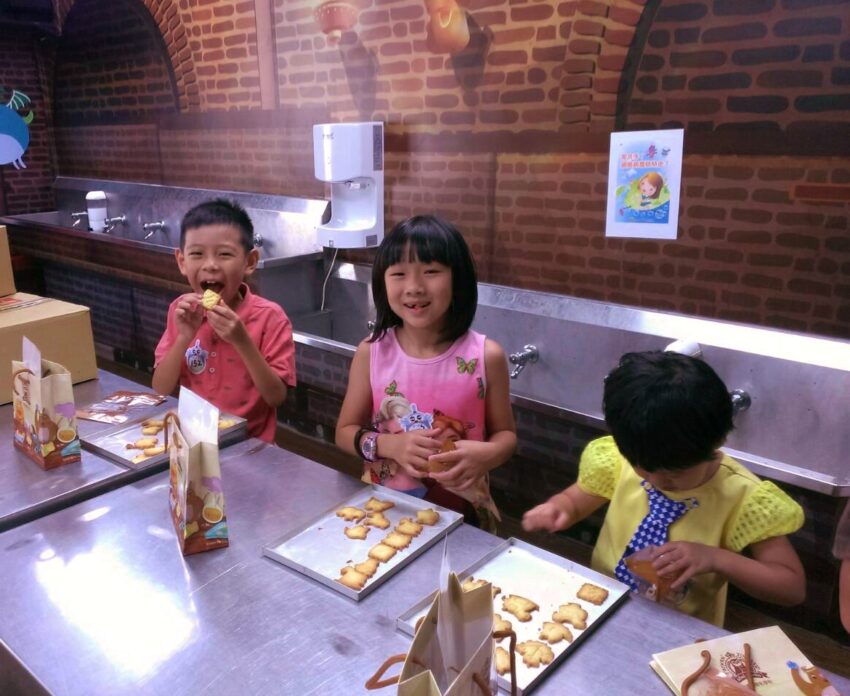 台灣優格餅乾學院｜台版霍格華茲餅乾DIY，彰化免門票觀光工廠＆交通資訊，彰化免費景點
