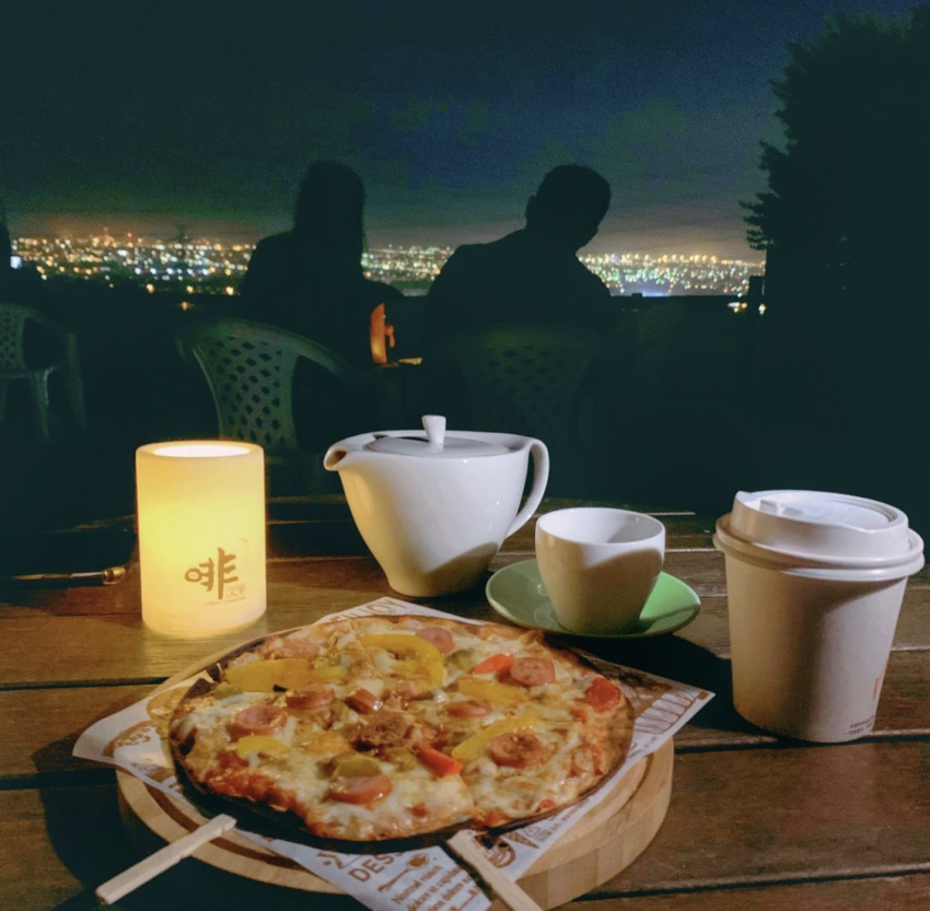 【台中夜景餐廳】推薦台中晚上必去12間景觀餐廳,美拍、情侶約會首選 台中夜景餐廳 推薦台中晚上必去12間景觀餐廳,美拍、情侶約會首選