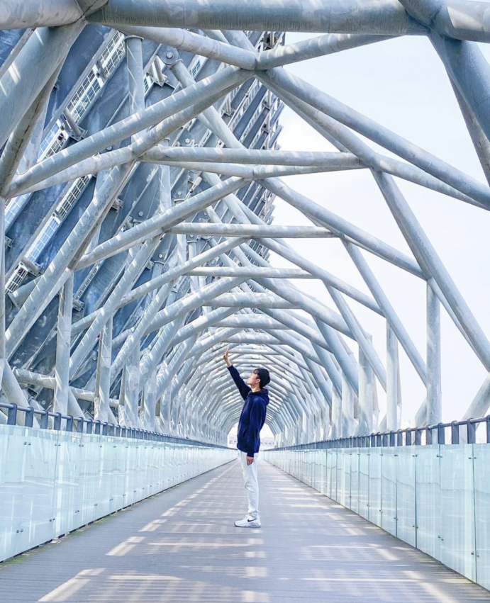 國立臺灣歷史博物館 光電雲牆天空橋