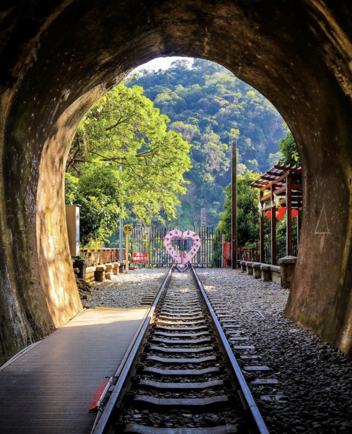 【勝興車站】苗栗三義懷舊景點之旅，逛老街吃美食一日遊推薦