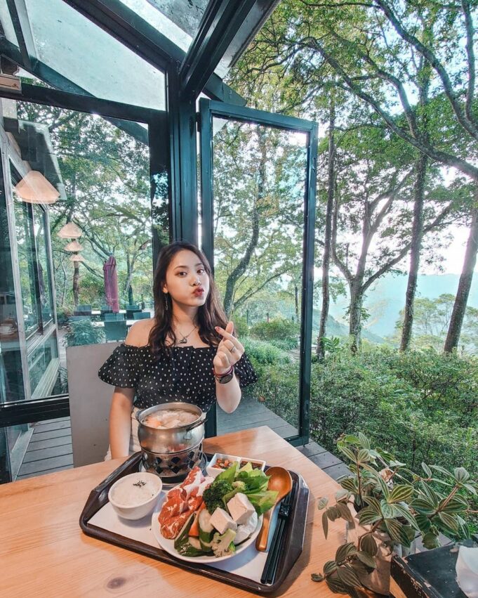 【新竹景觀餐廳】推薦21家新竹必去景觀餐廳，一次坐擁湖畔山景、百萬夜景、森林秘境