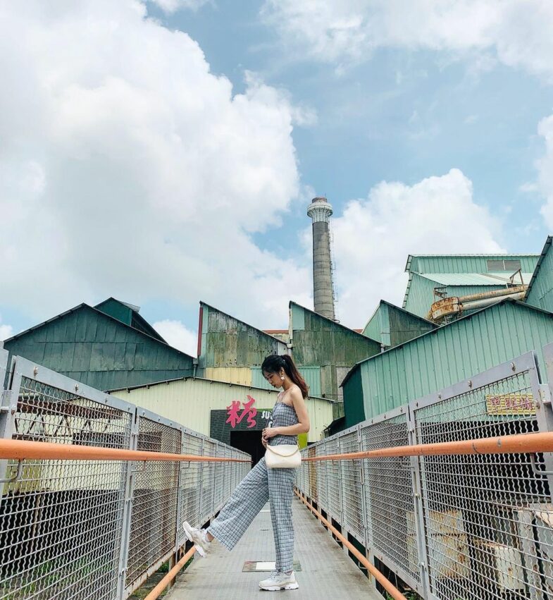 【高雄橋頭糖廠】吃冰搭五分車＆賽車趣，日式建築超好拍！《美食＆門票＆交通停車》