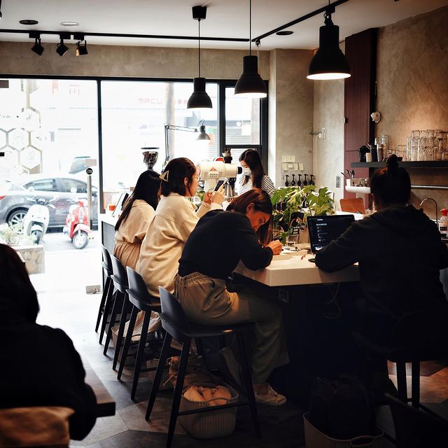 台中沙鹿美食|精選10間沙鹿海線必吃美食《餐廳、小吃、甜點、鹿峰夜市》大整理 台中沙鹿美食|精選10間沙鹿海線必吃美食《餐廳、小吃、甜點、鹿峰夜市》大整理