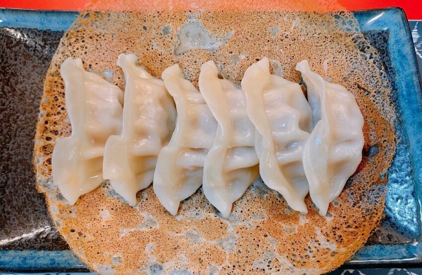 【台中宵夜推薦】精選10間台中深夜食堂，拉麵、煎餃、滷肉飯、麻辣鍋