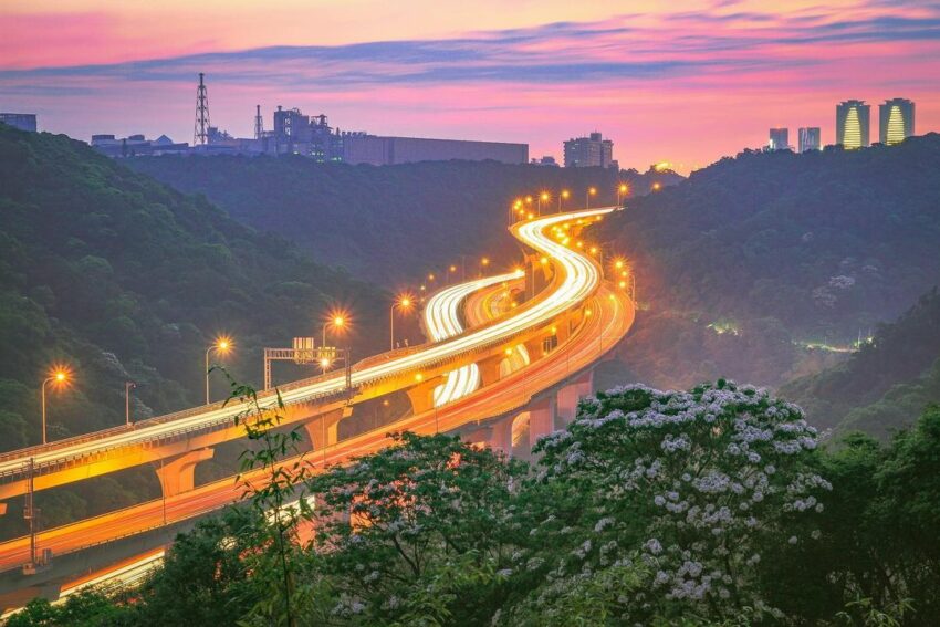 新竹賞桐景點｜推薦八條「新竹桐花步道」日賞油桐花、夜賞螢火蟲