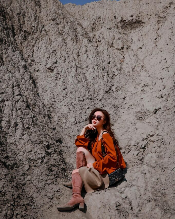 【田寮月世界】漫步天空步道&一覽月球般惡地景色《門票＆交通＆美食＆附近景點》