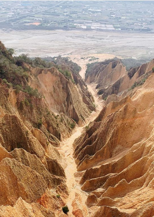 台版大峽谷【苗栗火炎山】登山攻略,火炎山健行步道、交通資訊懶人包 台版大峽谷【苗栗火炎山】登山攻略,火炎山健行步道、交通資訊懶人包