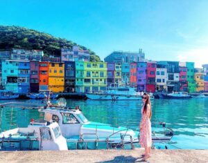 基隆正濱漁港 | 台版威尼斯IG打卡彩色屋，懷舊正濱漁港美食一日遊的基隆景點推薦