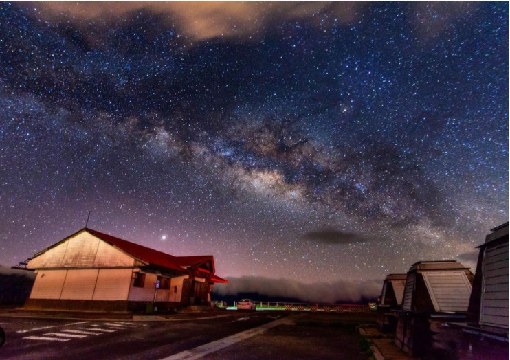 中秋賞月景點｜精選全台12個賞月圓、看夜景、觀銀河的好去處