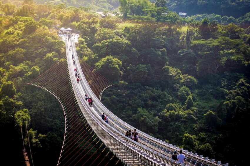 屏東山川琉璃吊橋