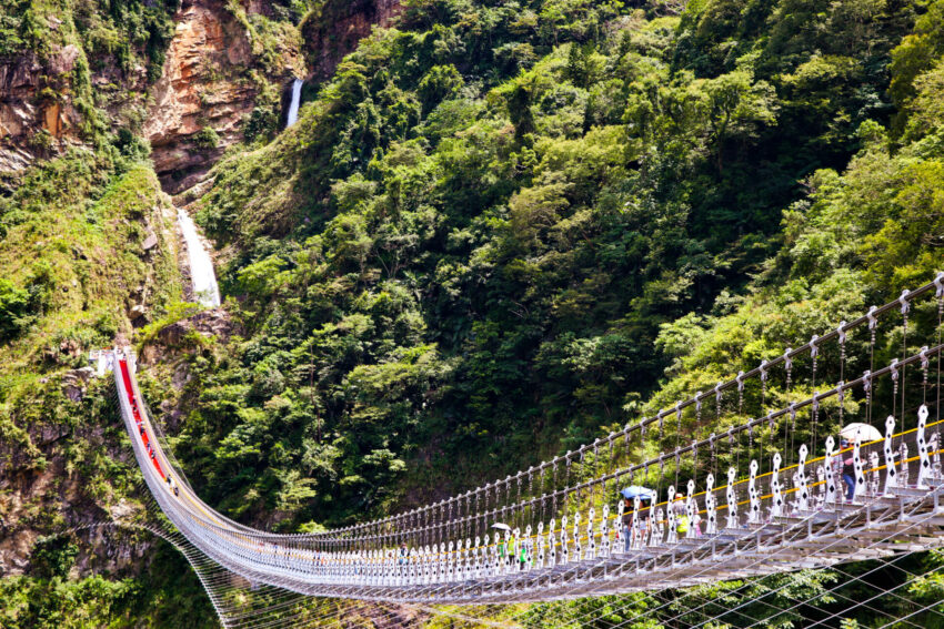 雙龍七彩吊橋 雙龍七彩吊橋