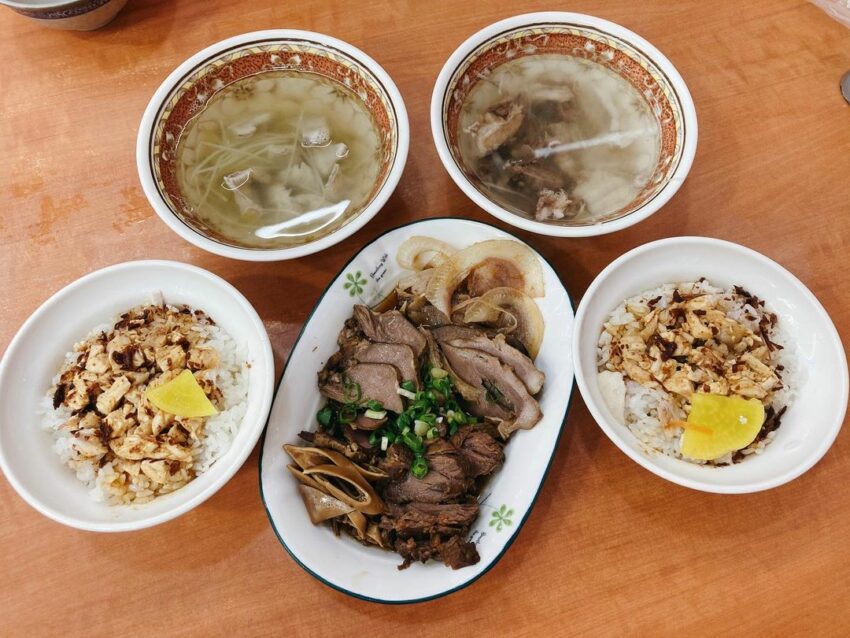 嘉義雞肉飯推薦｜一次蒐集20家火雞肉飯，從早吃到晚！