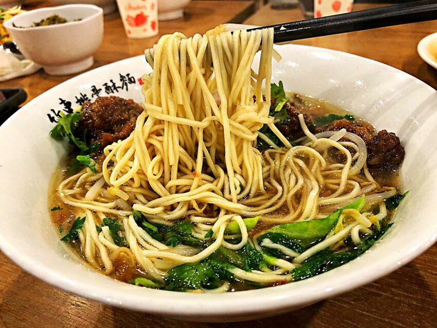 竹東美食攻略｜中央市場周邊必吃 20 間美食小吃，在地人才懂得好滋味！