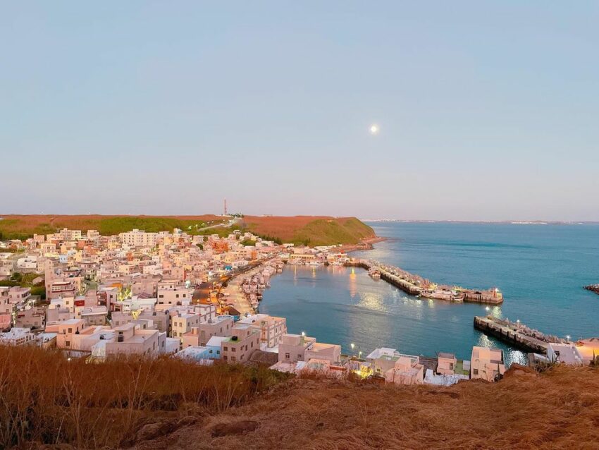 【全台漁港推薦】精選10個絕美特色台灣漁港，想吃海鮮這裡找，邊吹海風超療癒！