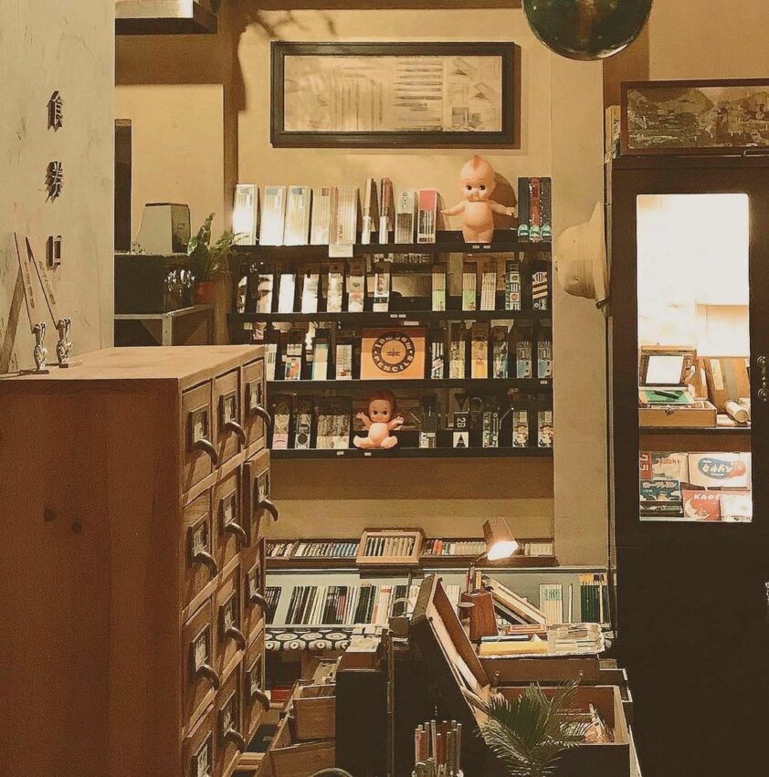 台北文青景點推薦10選!精選台北獨立書店、復古老宅餐廳、手作文創市集,一日文青散策! 台北文青景點推薦10選!精選台北獨立書店、復古老宅餐廳、手作文創市集,一日文青散策!