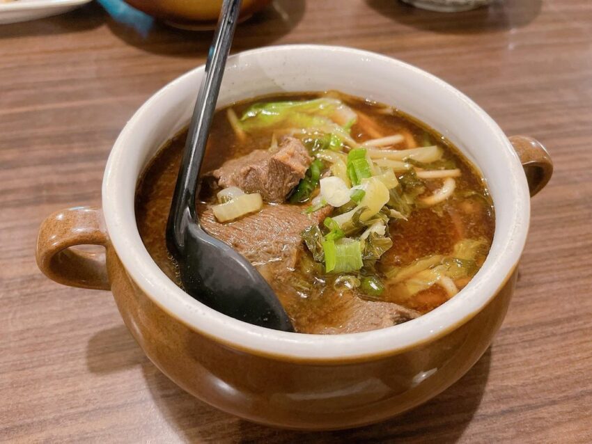 ,鶯歌一日遊,鶯歌石,鶯歌陶瓷,鶯歌博物館,鶯歌景點,鶯歌老街,鶯歌區,鶯歌景點美食,鶯歌景點,鶯歌美食,鶯歌甕仔麵