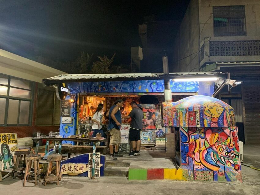 【南寮漁港一日遊】17公里海岸線、波光市集、魚鱗天梯、新竹漁港美食、新竹風箏節