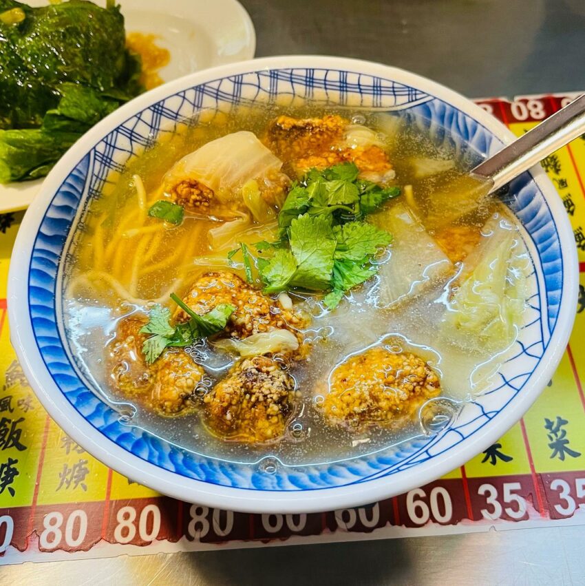 【寧夏夜市必吃】精選20家寧夏夜市必吃美食,劉芋仔蛋黃芋餅、圓環邊蚵仔煎等雙連美食 【寧夏夜市必吃】精選20家寧夏夜市必吃美食,劉芋仔蛋黃芋餅、圓環邊蚵仔煎等雙連美食