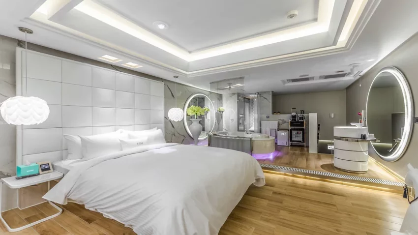 最強【全台汽車旅館推薦】精選全台30間汽車旅館休息、KTV歡唱、SPA浴缸泡澡，天冷就一起窩飯店找樂趣！