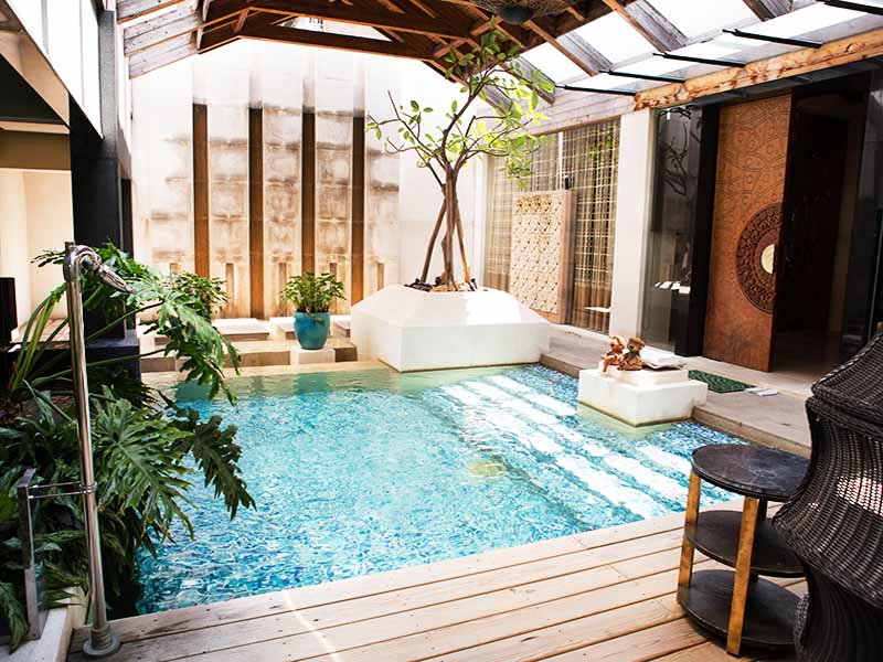 最強【全台汽車旅館推薦】精選全台30間汽車旅館休息、KTV歡唱、SPA浴缸泡澡，天冷就一起窩飯店找樂趣！