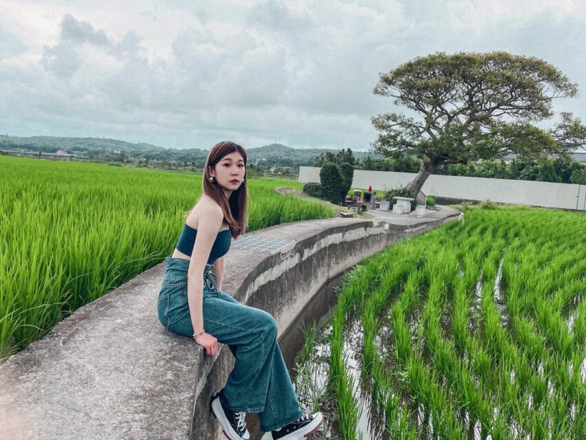 網美拍照姿勢,Pose,拍照姿勢,網美照,團體照姿勢,形象照姿勢,自拍姿勢,可愛拍照姿勢,拍照姿勢男, 拍照app,構圖,拍照技巧,手機攝影,手機拍照技巧,攝影技巧,龍貓土地公