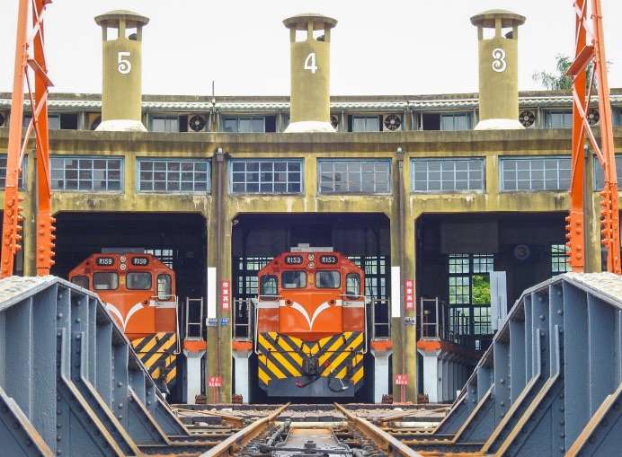 彰化扇形車庫|鐵道迷必朝聖景點,全台僅存扇形火車車庫,周邊美食推薦 彰化扇形車庫|鐵道迷必朝聖景點,全台僅存扇形火車車庫,周邊美食推薦