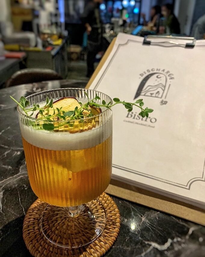 最新【桃園酒吧】推薦10間特色酒吧、餐酒館，沉醉在夜色桃園之中！