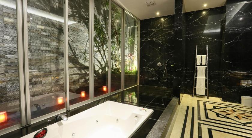 最新【台北汽車旅館】網友激推7間有浴缸!擁有獨立車庫的質感台北motel,KTV、按摩浴缸一次看 最新【台北汽車旅館】網友激推7間有浴缸!擁有獨立車庫的質感台北motel,KTV、按摩浴缸一次看