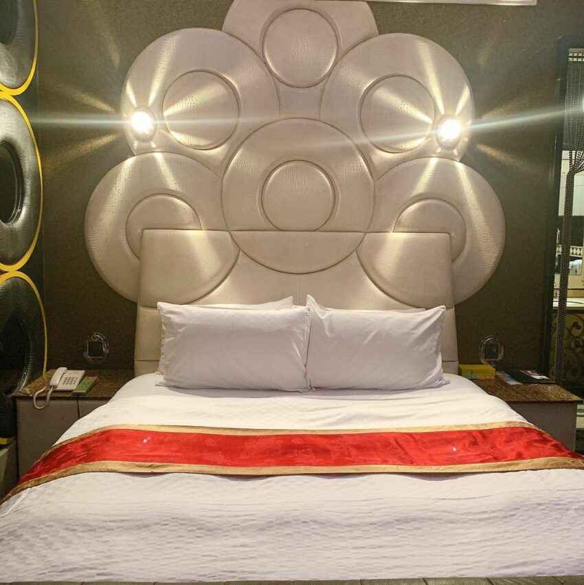 【桃園汽車旅館推薦】精選10間桃園摩鐵汽車旅館、私人泳池、KTV夜唱、生日看電影全攻略！