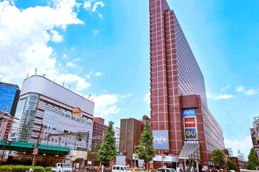 新宿逛街｜推薦12間新宿購物必逛地點、商圈、百貨公司、一出JR就能大血拚！