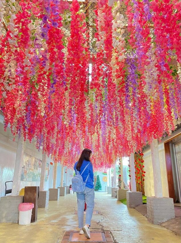 【卓也小屋渡假園區】一泊二食門票優惠，體驗染藍染DIY，入住星空泡泡屋