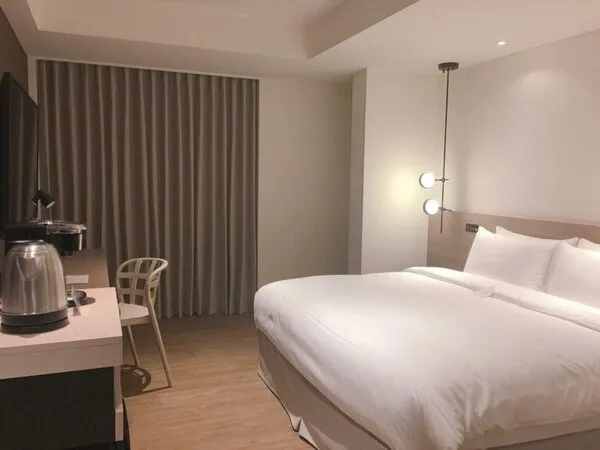 【基隆住宿推薦】高回訪率的11間基隆飯店民宿，近廟口夜市/基隆火車站/海科館