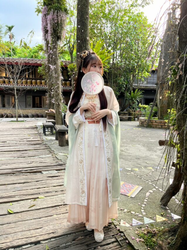 雙龍附近景點, 水里蛇窯