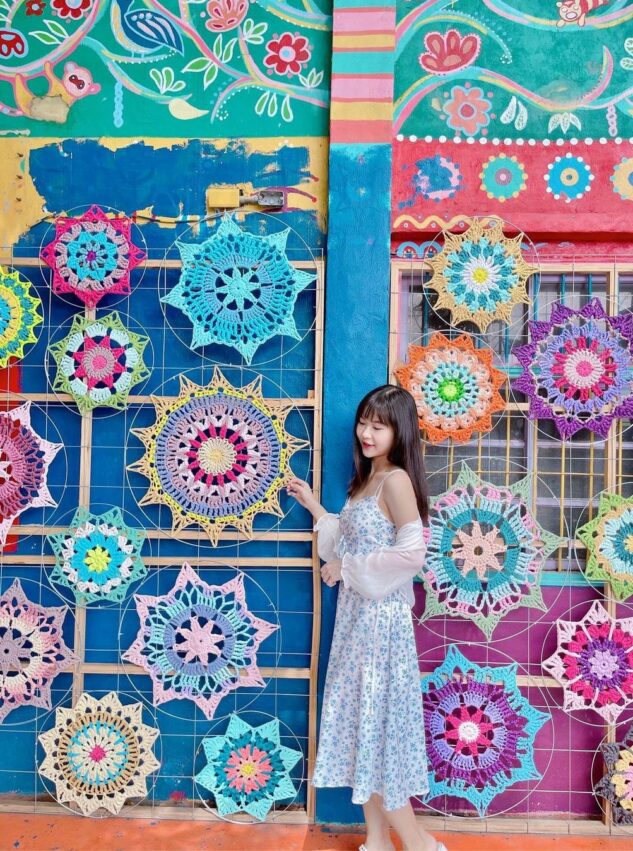 彩虹眷村 全台十大IG景點【彩虹眷村】繽紛夢幻彩虹村|台中免費景點 2 2026