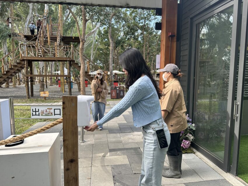 嘉義新景點，好玩又好萌的【咩咩上樹萌寵樂園】等你來體驗，最新門票優惠與園區資訊懶人包